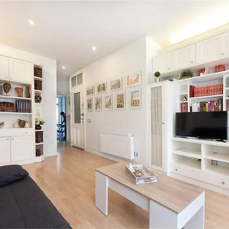 Apartment 2 Bedrooms Apartement With Wifi At